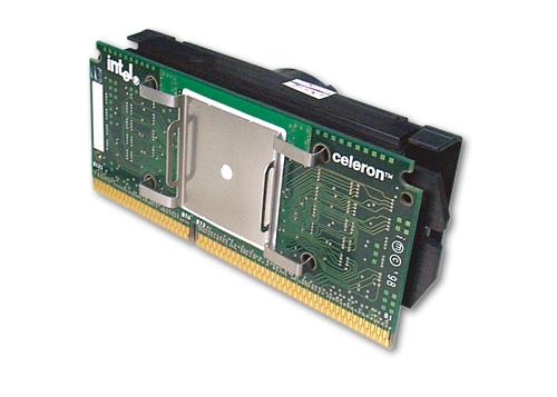 具有里程碑意义的Celeron 300A。“赛扬300A，包超450”，这句话能让你会心一笑吧？