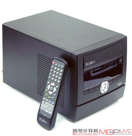  看看2004年的准系统机箱，这不就是当前流行的HTPC机箱的前身吗？