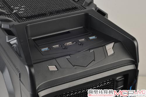 开关、接口均位于机箱顶部。开关键采用呼吸灯设计,通电后很好看。 开关、接口均位于机箱顶部。开关键采用呼吸灯设计,通电后很好看。